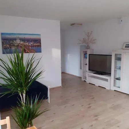 Διαμέρισμα In *